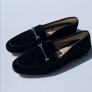 Loraine Loafer, black velvet material
